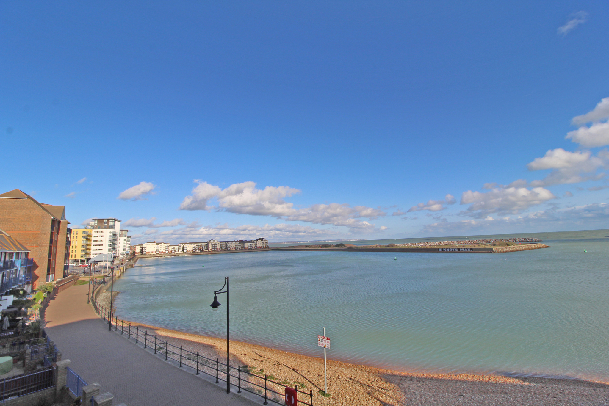 Barbuda Quay, Sovereign Harbour, Eastbourne